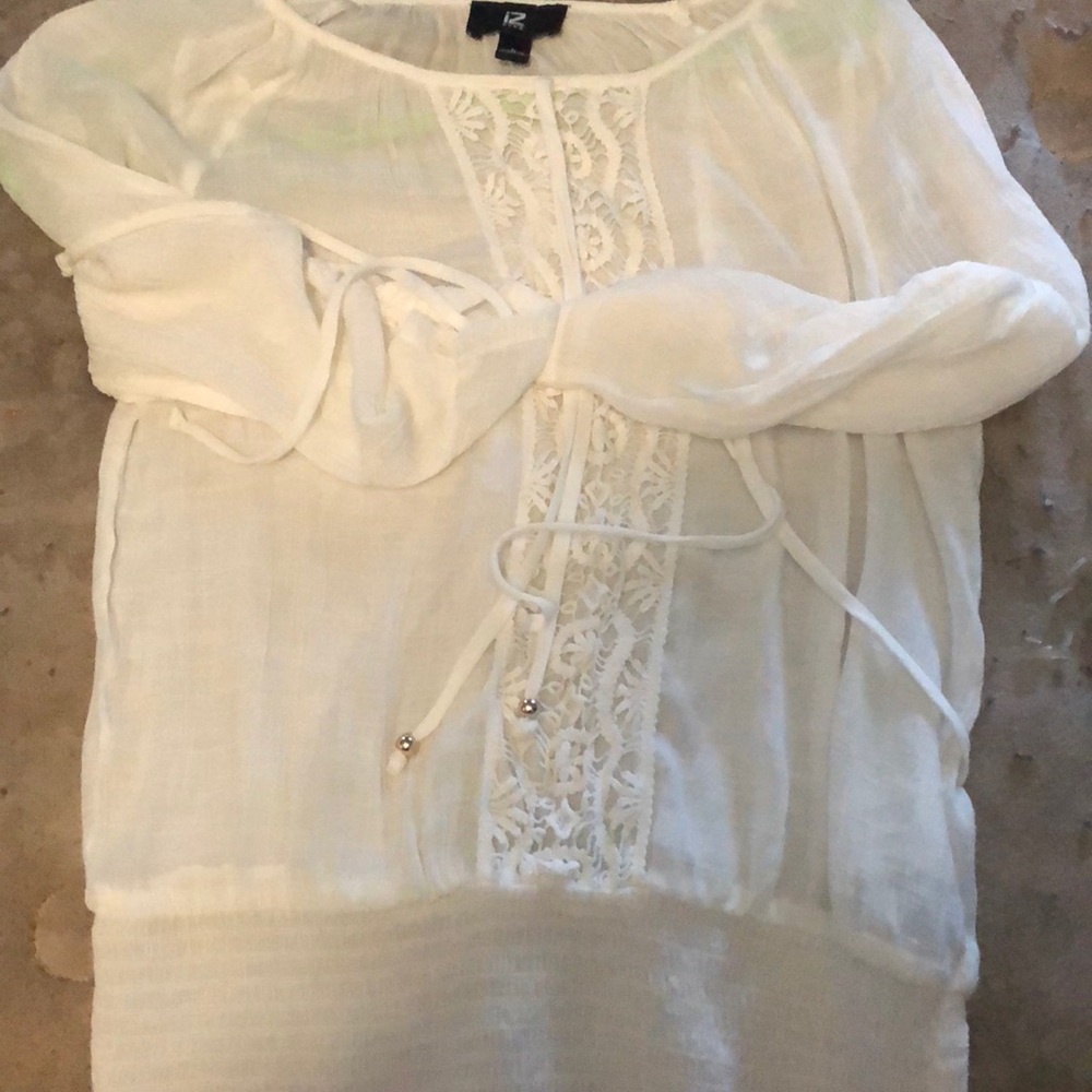 Long sleeve white